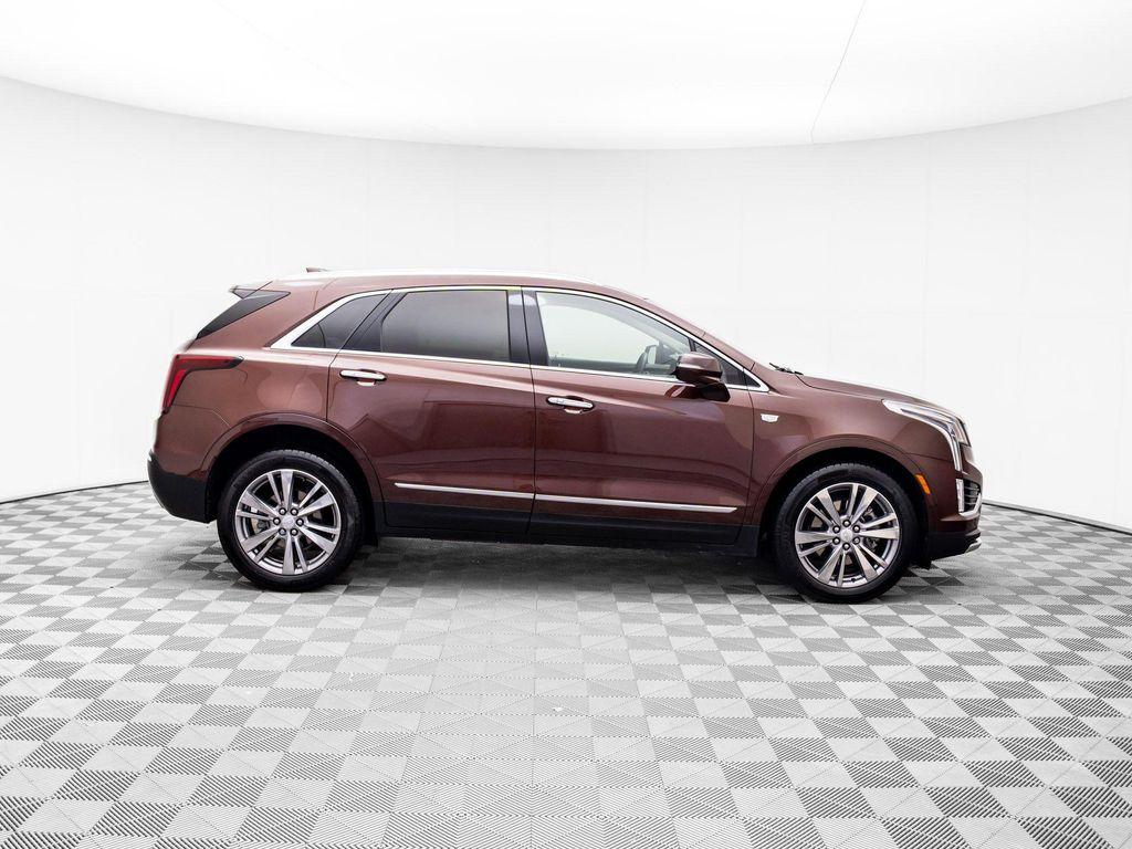 used 2023 Cadillac XT5 car, priced at $36,000