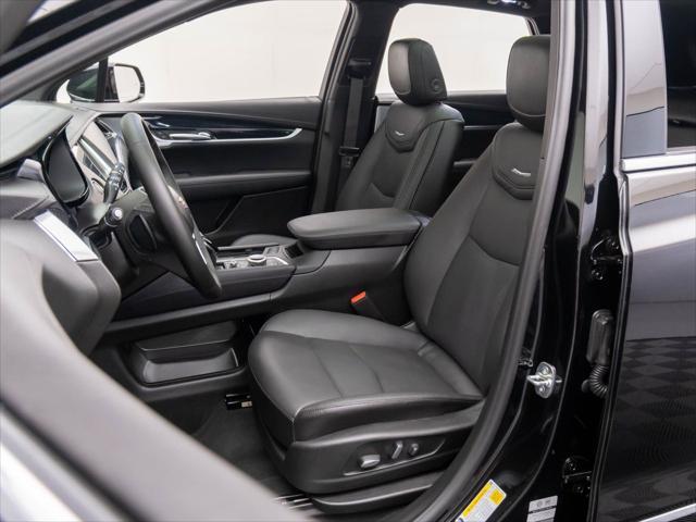 new 2025 Cadillac XT5 car, priced at $55,640