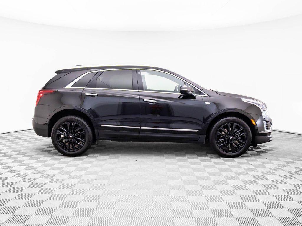 used 2024 Cadillac XT5 car, priced at $36,000