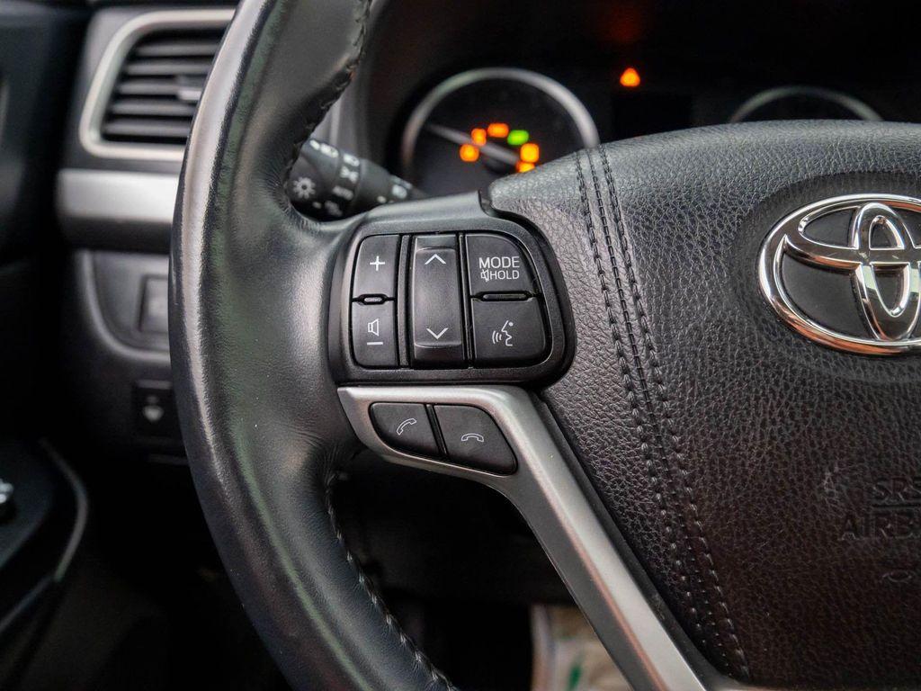 used 2019 Toyota Highlander car, priced at $27,423