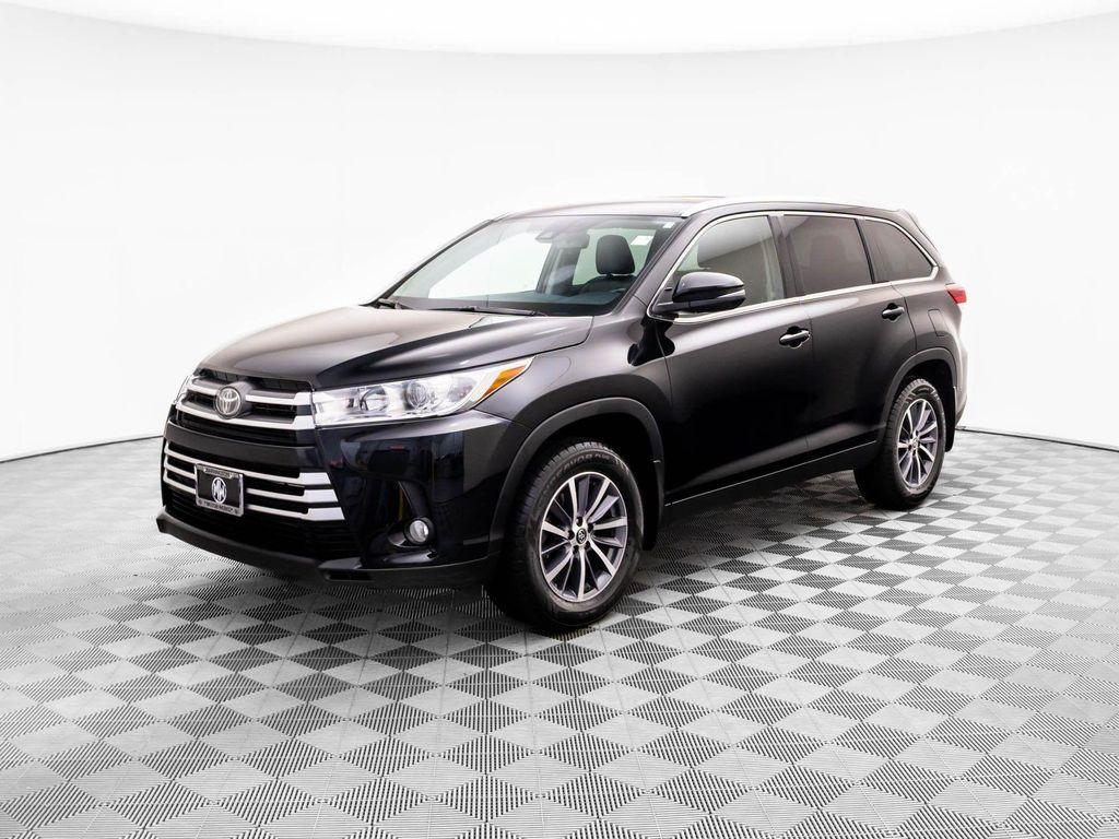 used 2019 Toyota Highlander car, priced at $27,423