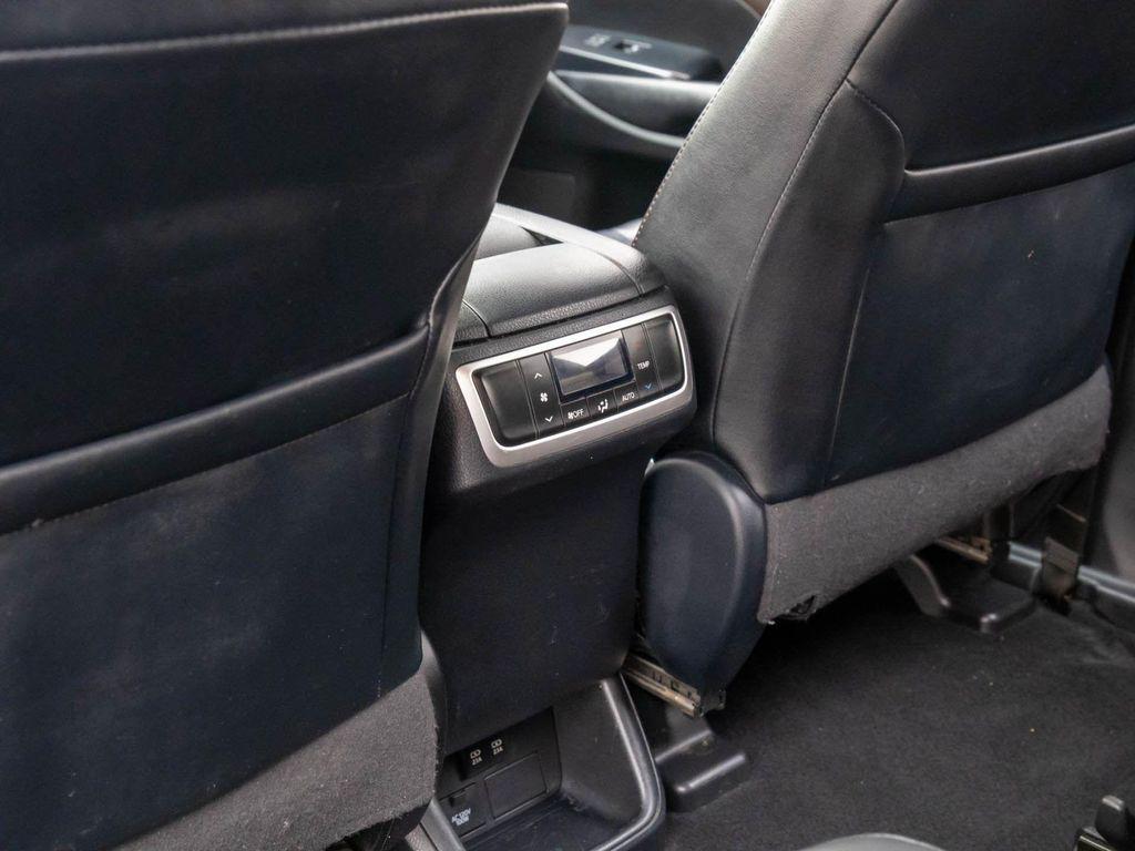 used 2019 Toyota Highlander car, priced at $27,423