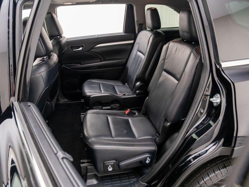 used 2019 Toyota Highlander car, priced at $27,423