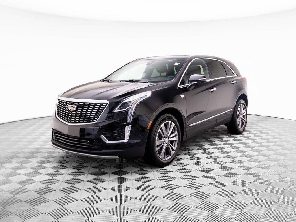 new 2025 Cadillac XT5 car, priced at $54,500