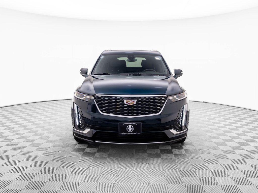 new 2025 Cadillac XT6 car, priced at $48,000