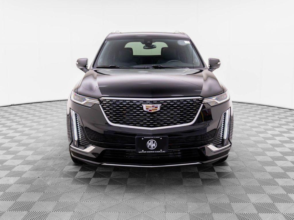 new 2025 Cadillac XT6 car, priced at $54,000
