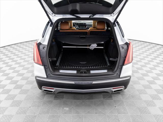 new 2025 Cadillac XT5 car, priced at $55,425