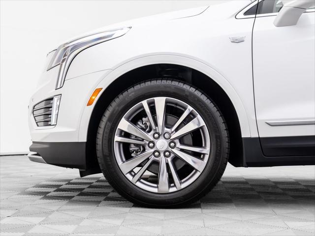 new 2025 Cadillac XT5 car, priced at $55,425