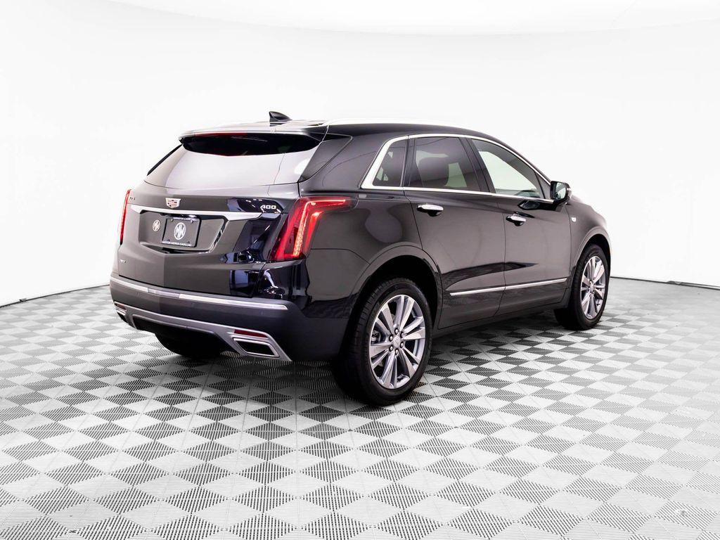 used 2024 Cadillac XT5 car, priced at $37,685