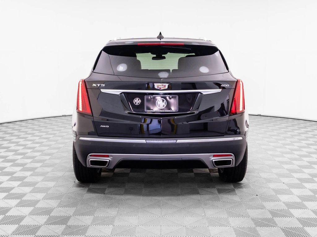 used 2024 Cadillac XT5 car, priced at $37,685