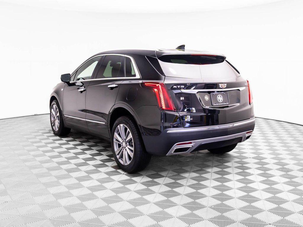 used 2024 Cadillac XT5 car, priced at $37,685