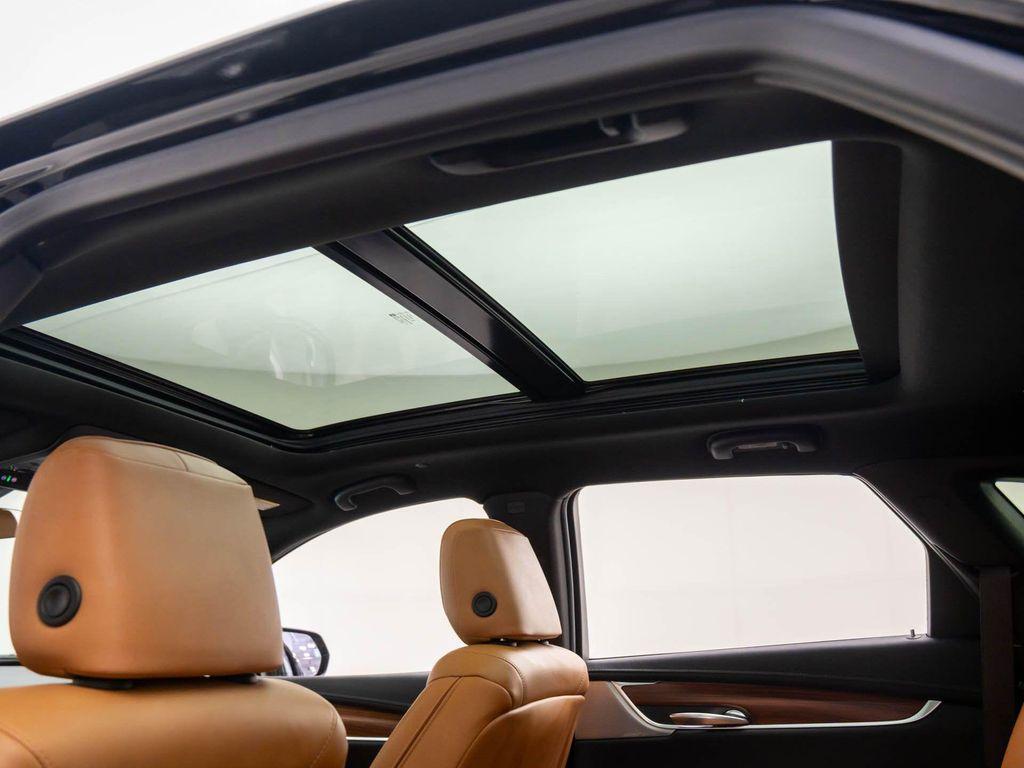 used 2024 Cadillac XT5 car, priced at $37,685