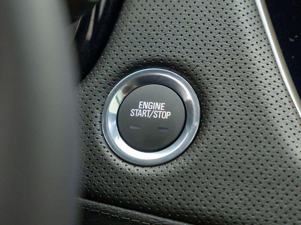 new 2025 Cadillac XT6 car, priced at $48,500