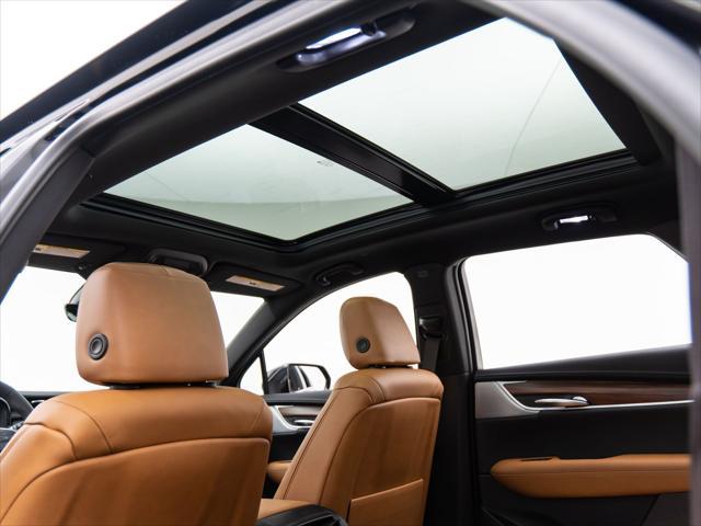 new 2025 Cadillac XT5 car, priced at $49,640