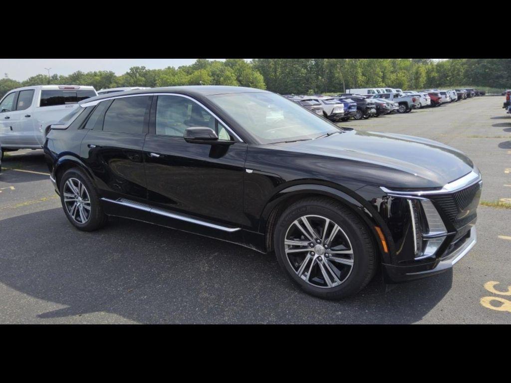 used 2025 Cadillac LYRIQ car, priced at $62,001