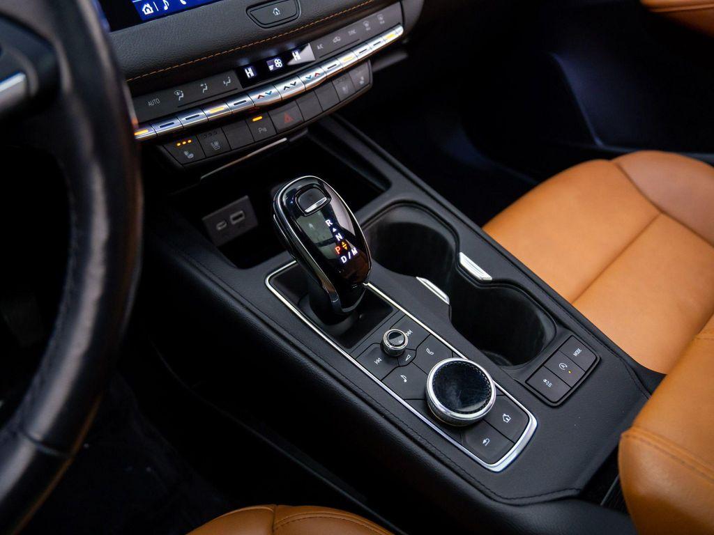 used 2020 Cadillac XT4 car, priced at $23,603