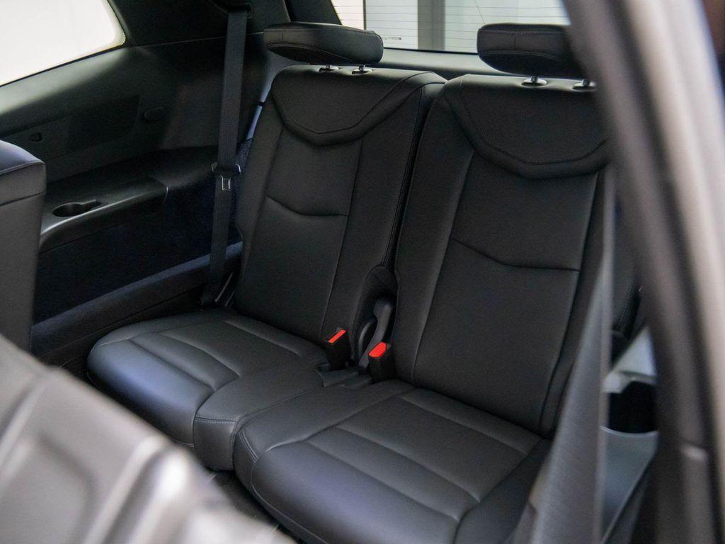 new 2025 Cadillac XT6 car, priced at $56,000