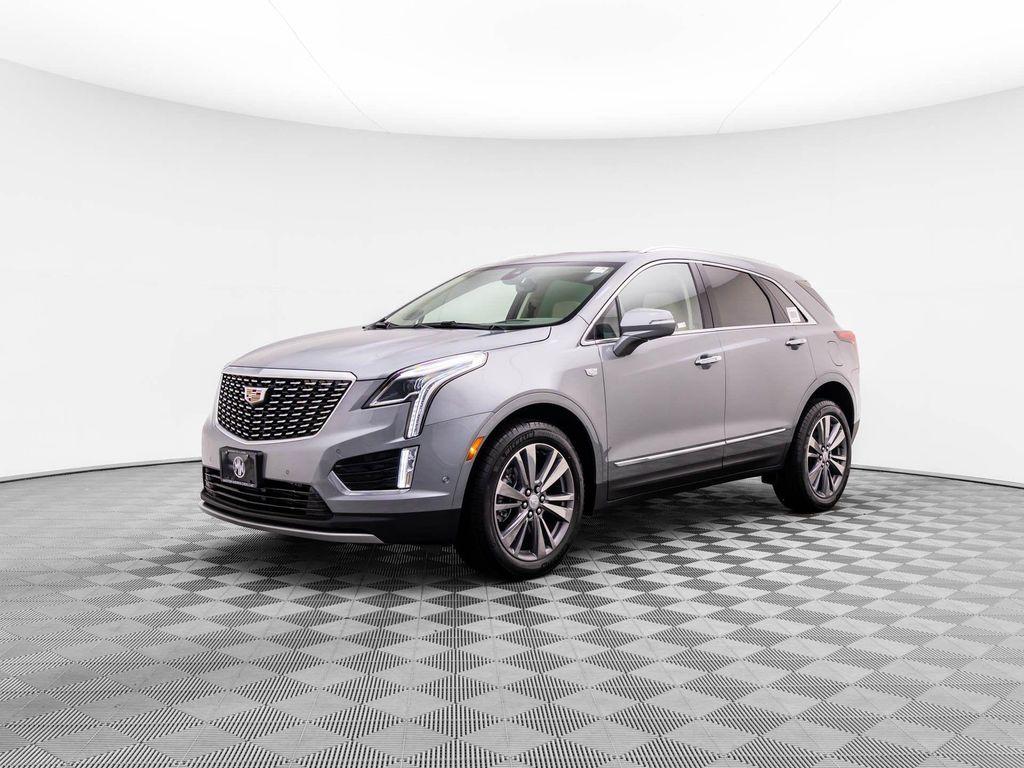 new 2025 Cadillac XT5 car, priced at $51,500