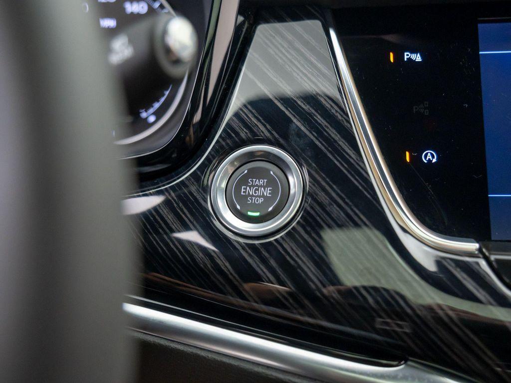 new 2025 Cadillac XT6 car, priced at $55,976