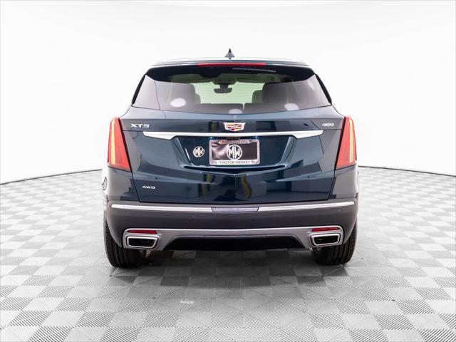 new 2025 Cadillac XT5 car, priced at $58,300