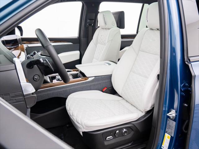 new 2025 Cadillac Escalade ESV car, priced at $139,564
