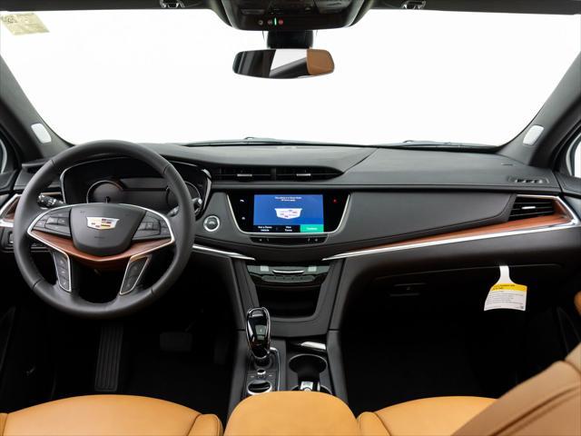 new 2025 Cadillac XT5 car, priced at $57,700