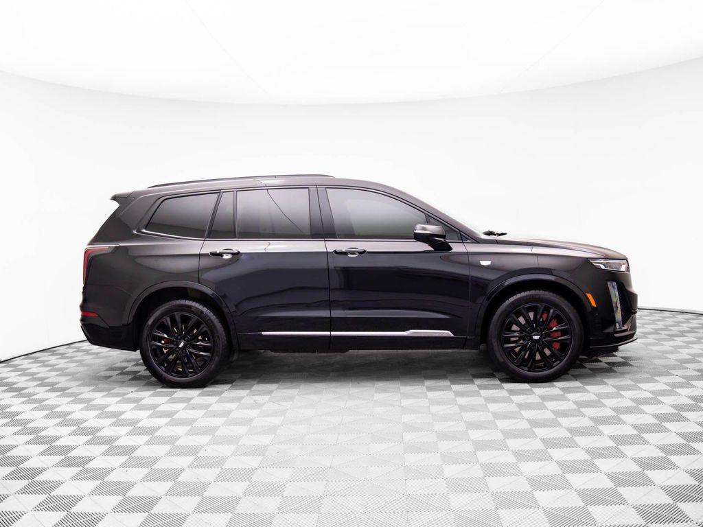 used 2023 Cadillac XT6 car, priced at $47,991