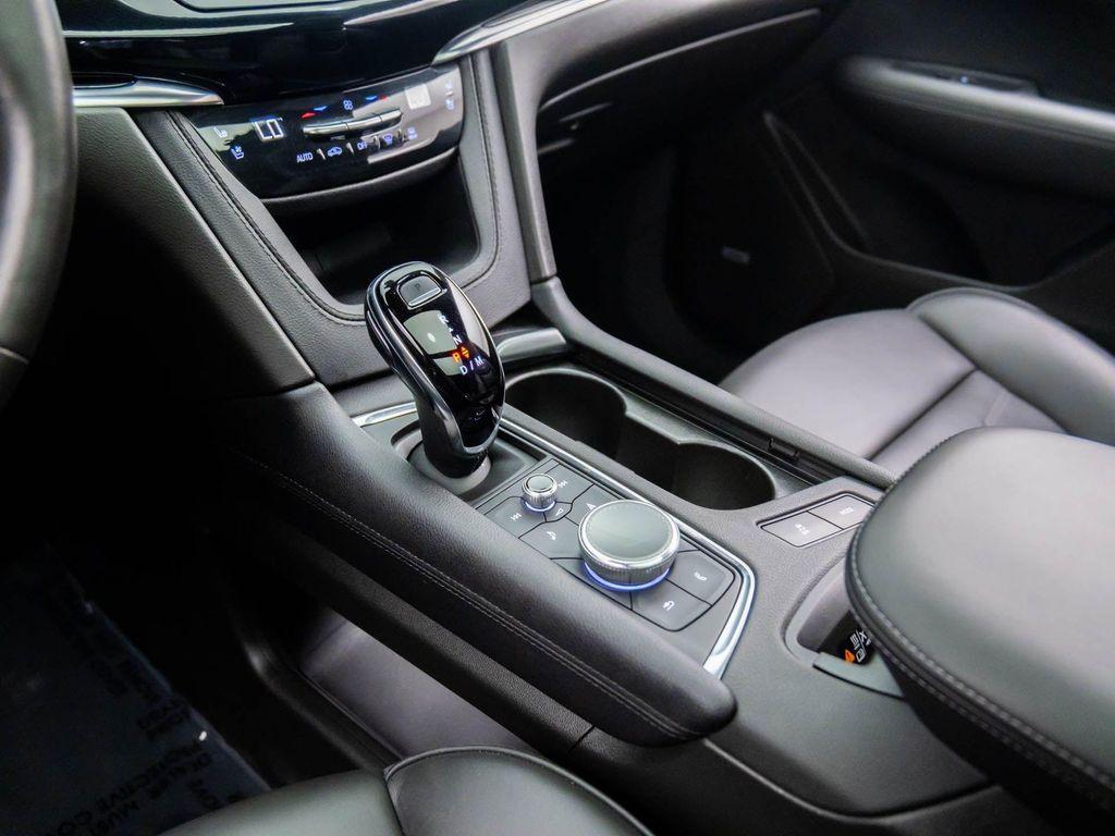 used 2023 Cadillac XT6 car, priced at $47,991