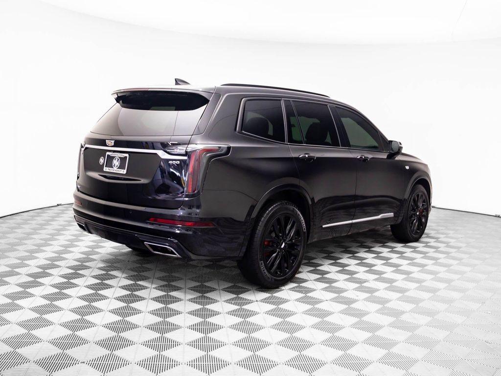 used 2023 Cadillac XT6 car, priced at $47,991
