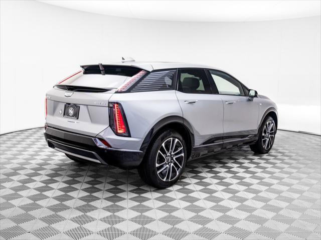 new 2025 Cadillac OPTIQ car, priced at $55,990