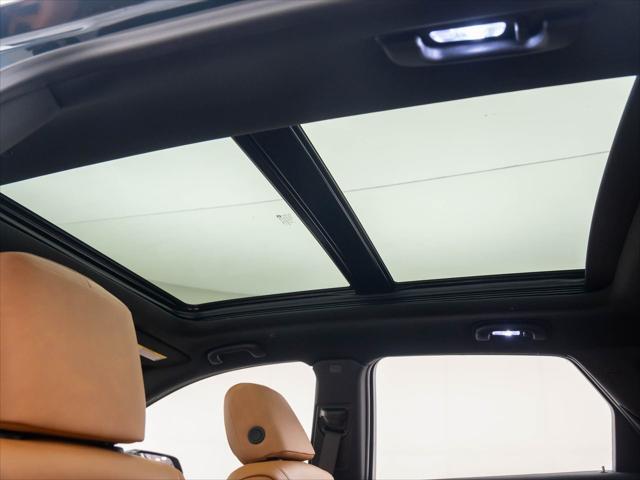 new 2025 Cadillac XT5 car, priced at $56,700