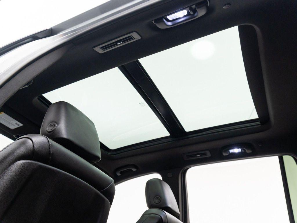new 2025 Cadillac XT6 car, priced at $50,885