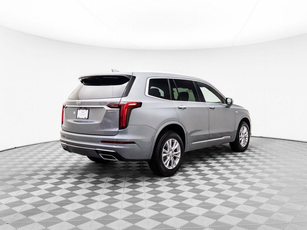 new 2025 Cadillac XT6 car, priced at $50,885