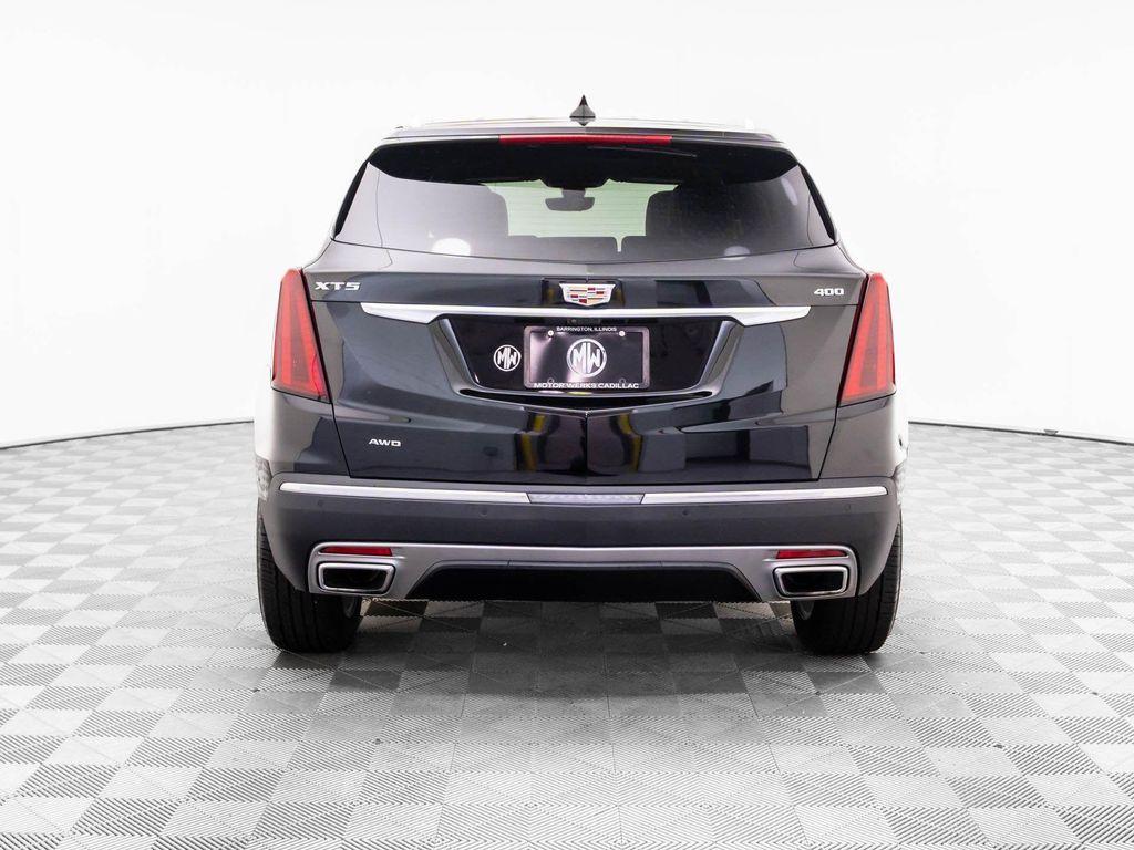 used 2024 Cadillac XT5 car, priced at $44,001