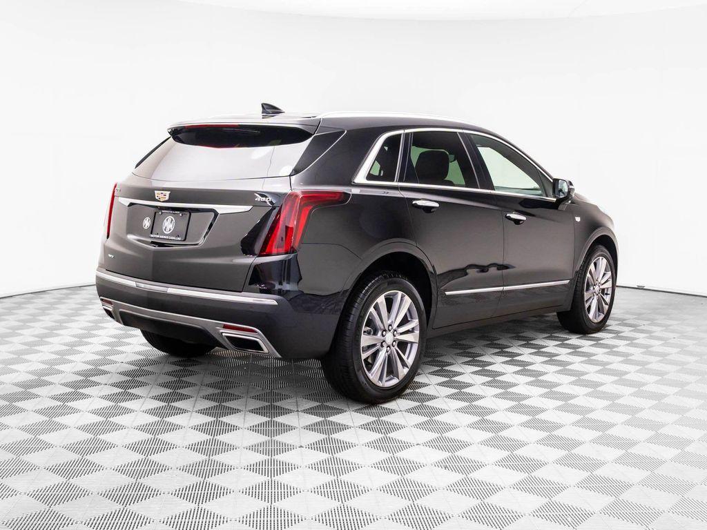used 2024 Cadillac XT5 car, priced at $44,001