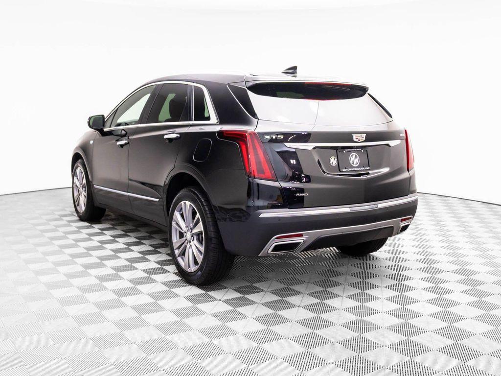 used 2024 Cadillac XT5 car, priced at $44,001