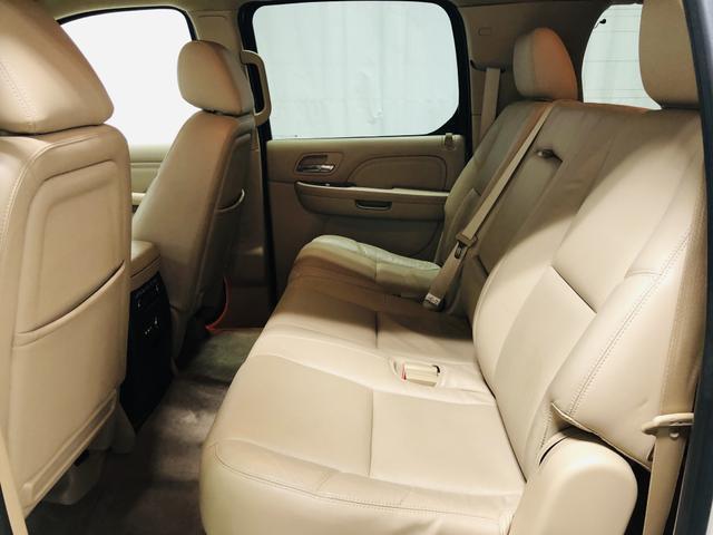 used 2013 Cadillac Escalade ESV car, priced at $17,495