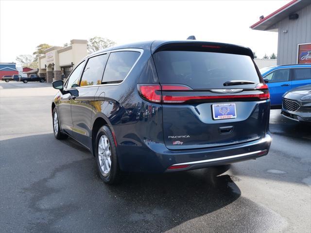 used 2023 Chrysler Pacifica car