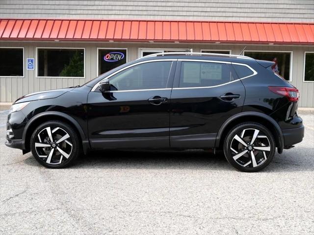 used 2021 Nissan Rogue Sport car, priced at $21,995