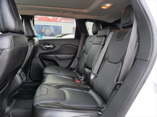 used 2015 Jeep Cherokee car, priced at $13,495