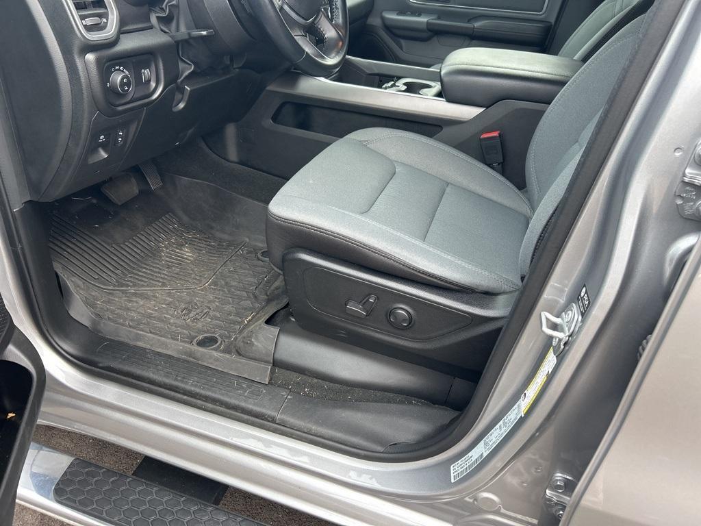 used 2022 Ram 1500 car, priced at $33,877