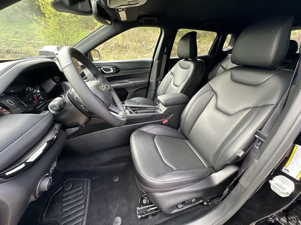 new 2026 Jeep Compass car, priced at $31,384