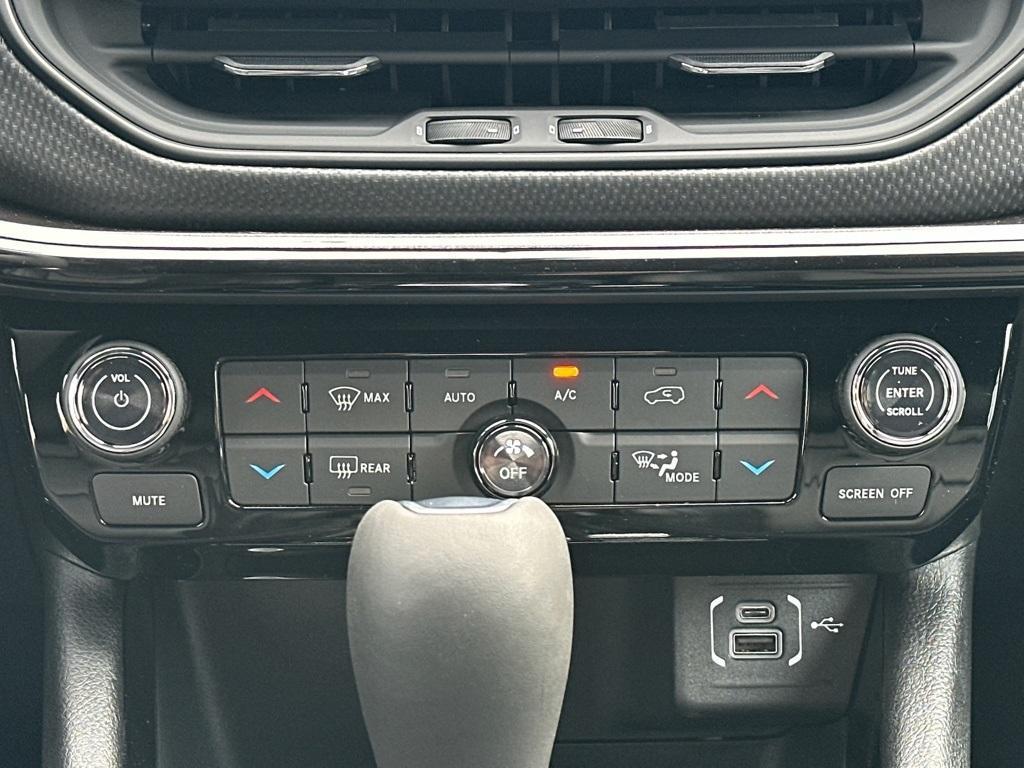 new 2026 Jeep Compass car, priced at $31,384