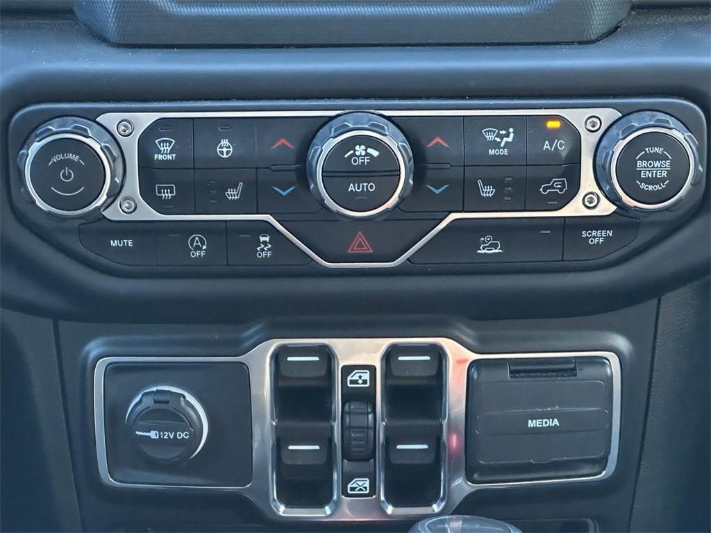 used 2021 Jeep Gladiator car, priced at $29,160