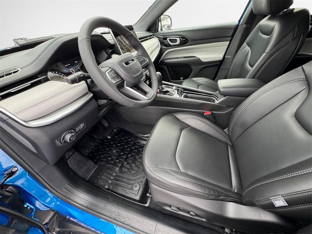 new 2026 Jeep Compass car, priced at $31,304