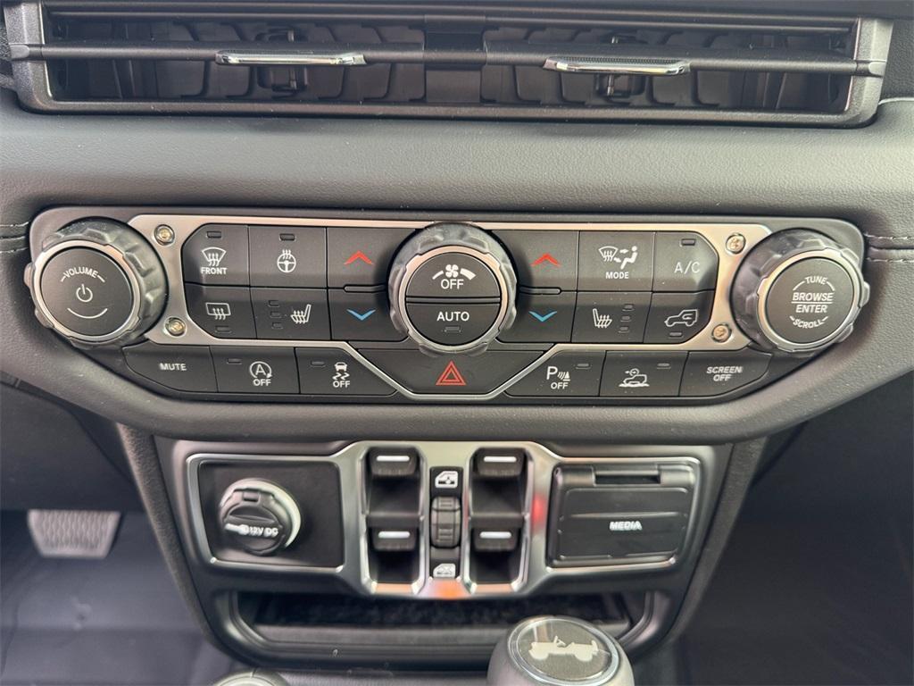 new 2026 Jeep Wrangler car, priced at $52,508