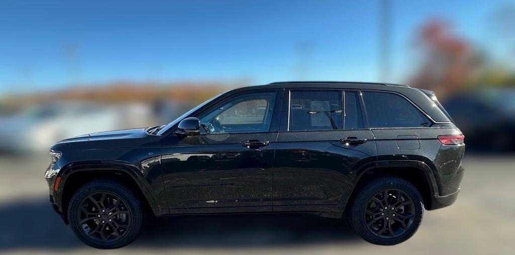 used 2023 Jeep Grand Cherokee 4xe car, priced at $33,677