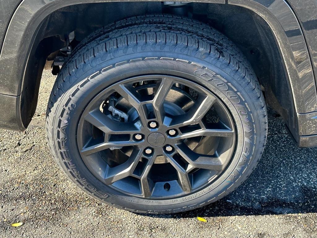 used 2023 Jeep Grand Cherokee 4xe car, priced at $33,677