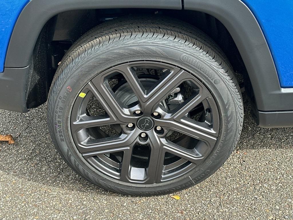 new 2026 Jeep Compass car, priced at $32,789