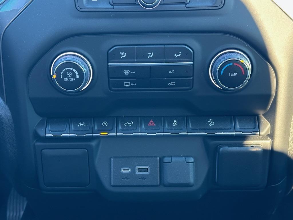 used 2023 Chevrolet Silverado 1500 car, priced at $39,899